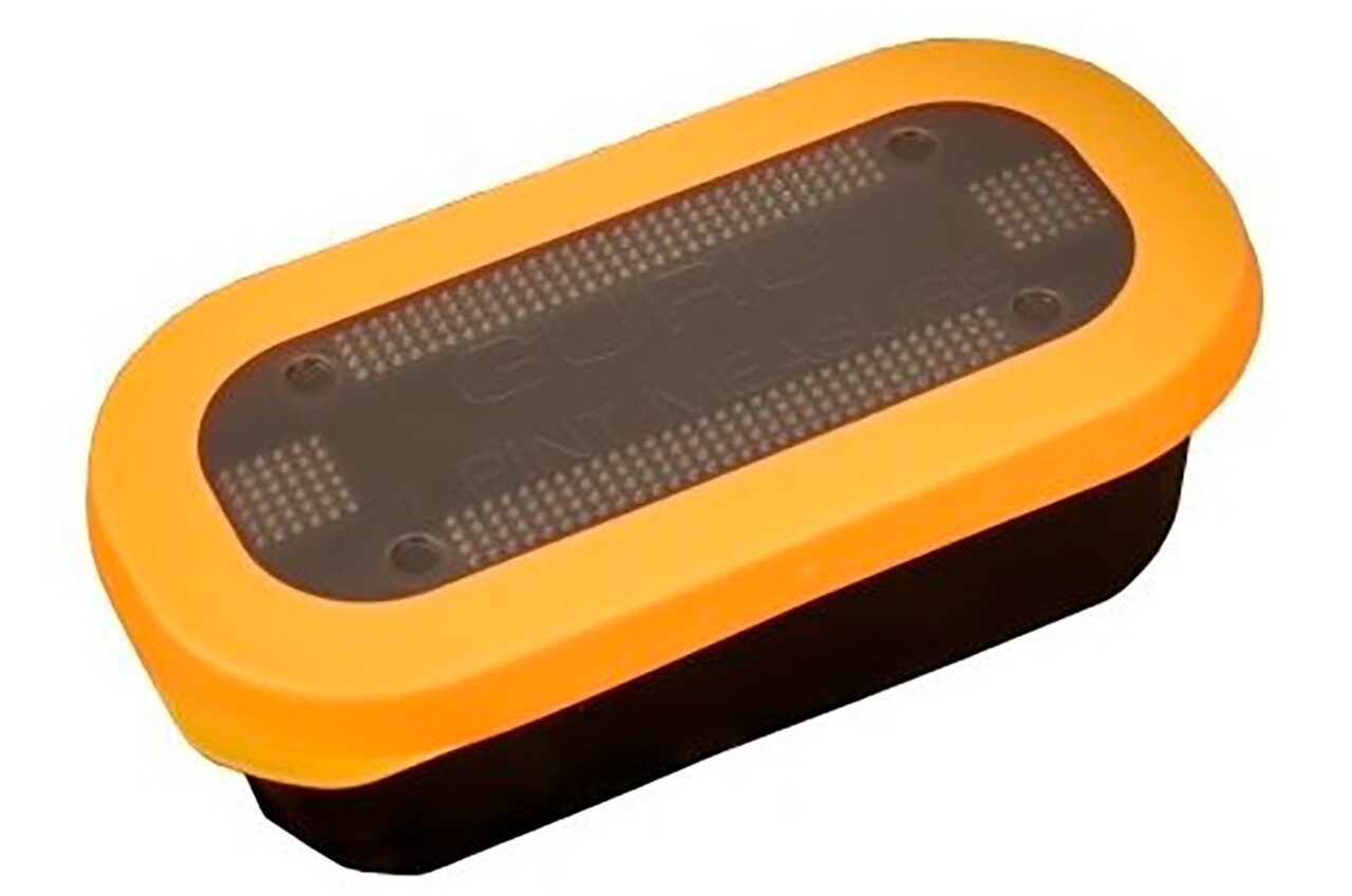 Контейнер с крышкой с отверстиями Малый Guru (Гуру) - Bait Box Black / Orange 1 pt, 0.57 л